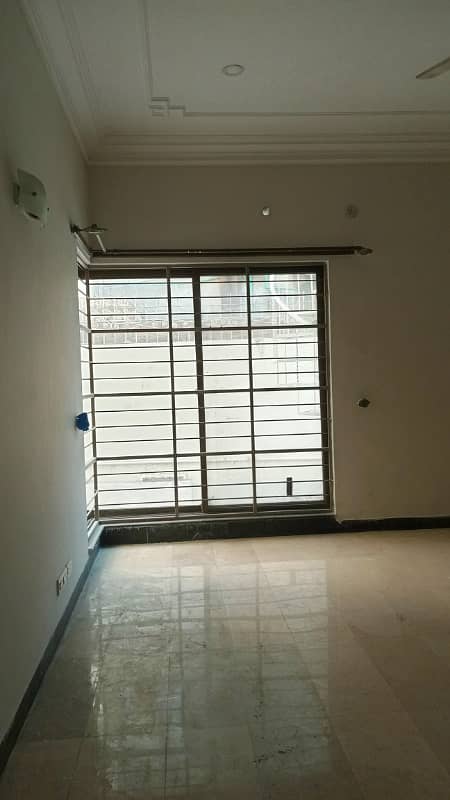 10 marla house for rent in Johar town for Family and Silent office (Call center + Software house) 6