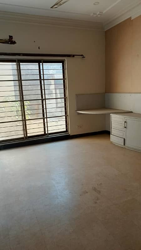 10 marla house for rent in Johar town for Family and Silent office (Call center + Software house) 21