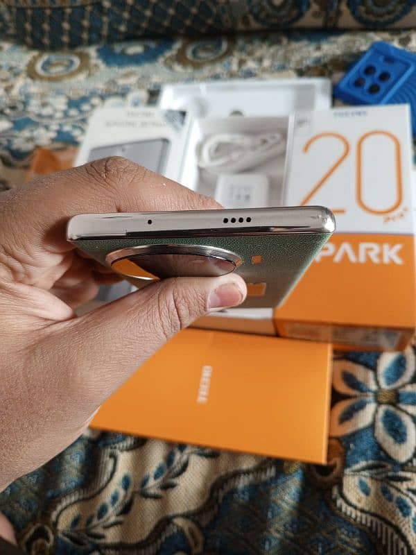 Techno Spark 20 Pro Plus 2