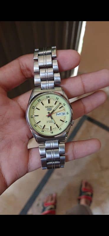 Seiko 5 automatic watch for sale in good condition, originalmovement. 0