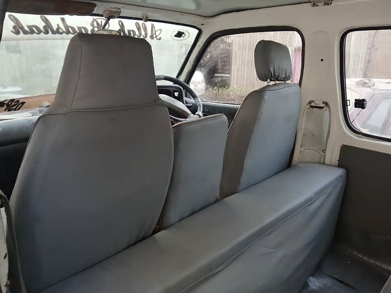 Toyota Hiace 11