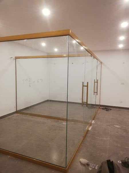 GLASS PARTITION AND SHOWER CABIN 3