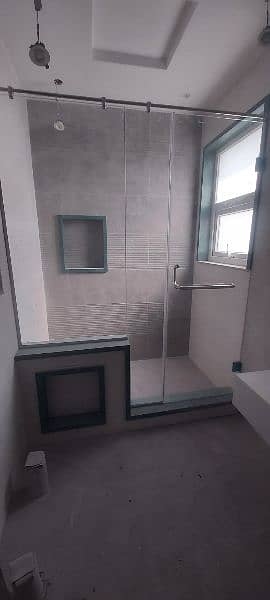 GLASS PARTITION AND SHOWER CABIN 4