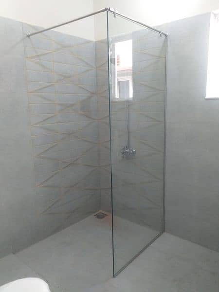 GLASS CABIN AND SHOWER ENCLOSURE 8