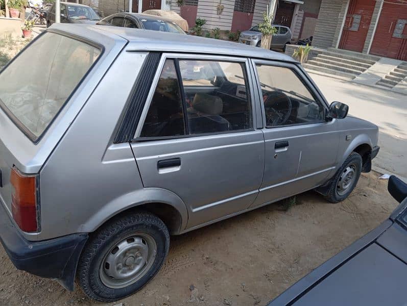 Daihatsu Charade 1984 4