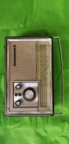 National Panasonic antique radio 441-B in genuine condition