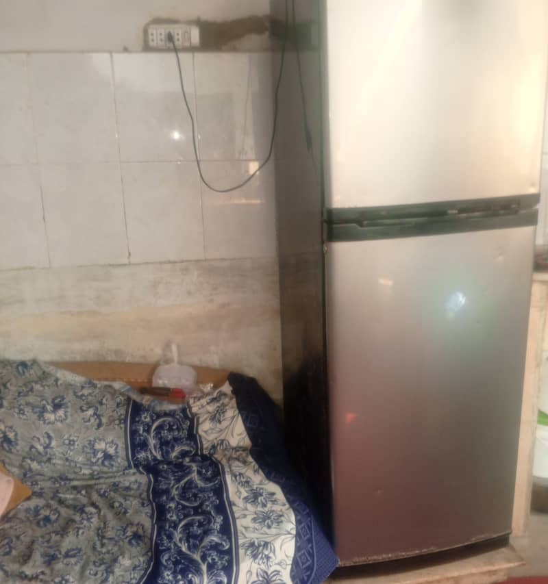 Orient Refrigerator, in good condition is available for sell in 55000 2