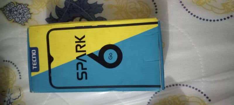 Tecno spark 6 go 0