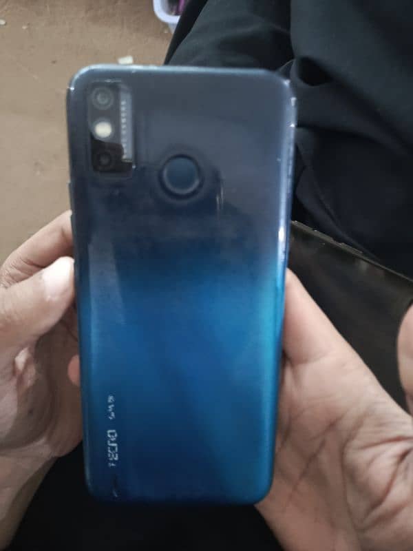 Tecno spark 6 go 10