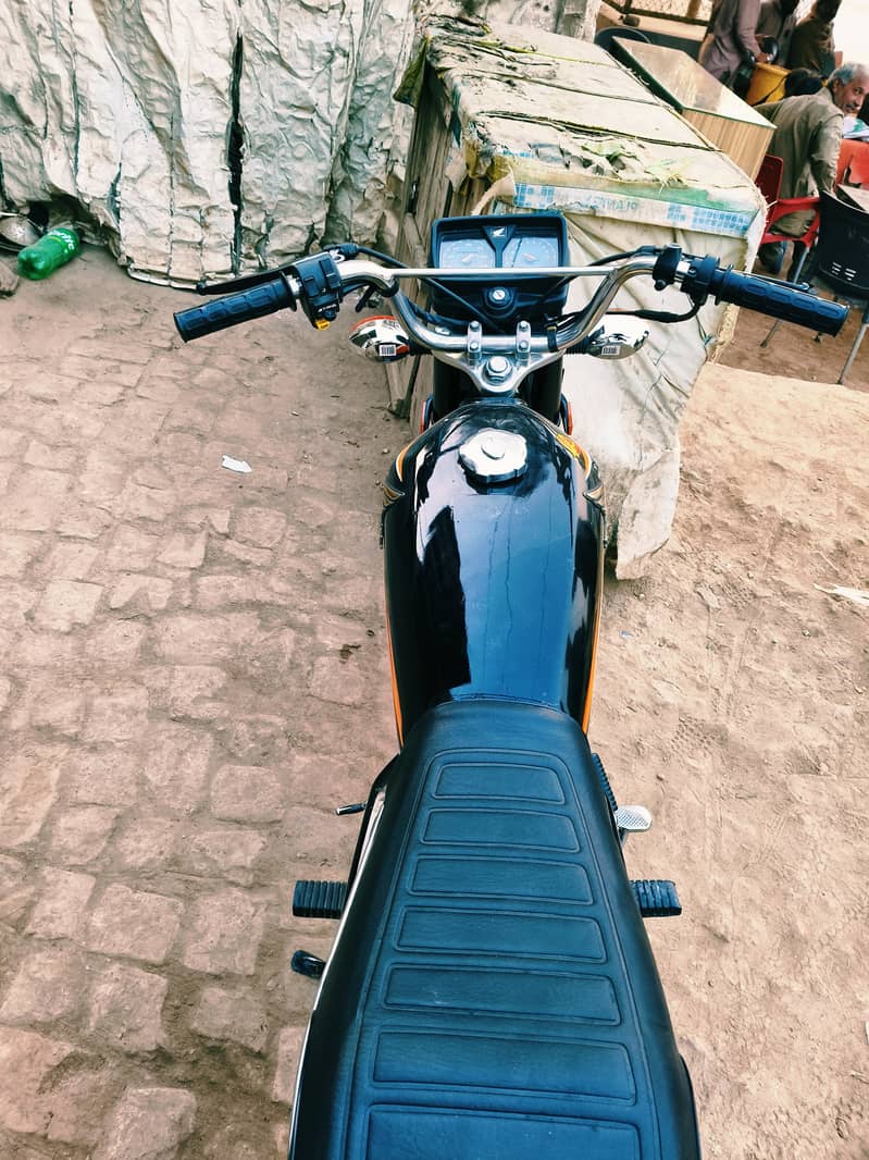 Honda CG125 2018 Lush Condition Black Beauty 3