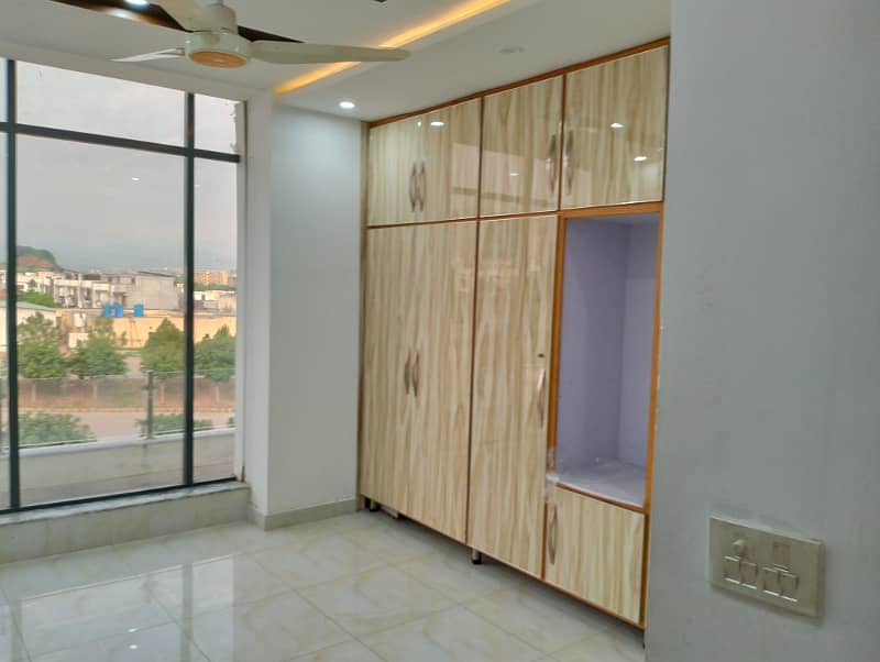 Bahria Enclave Sector G 2 Bedroom TV Launch Kitchen Apartment Available For Rent Good Location 5