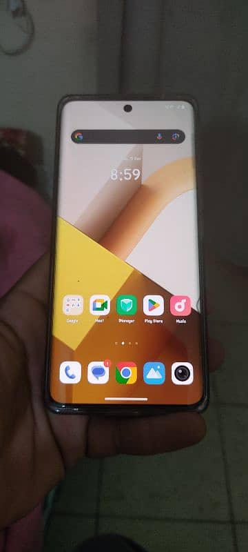 Vivo V40e 5g only 15 day use just like new 1