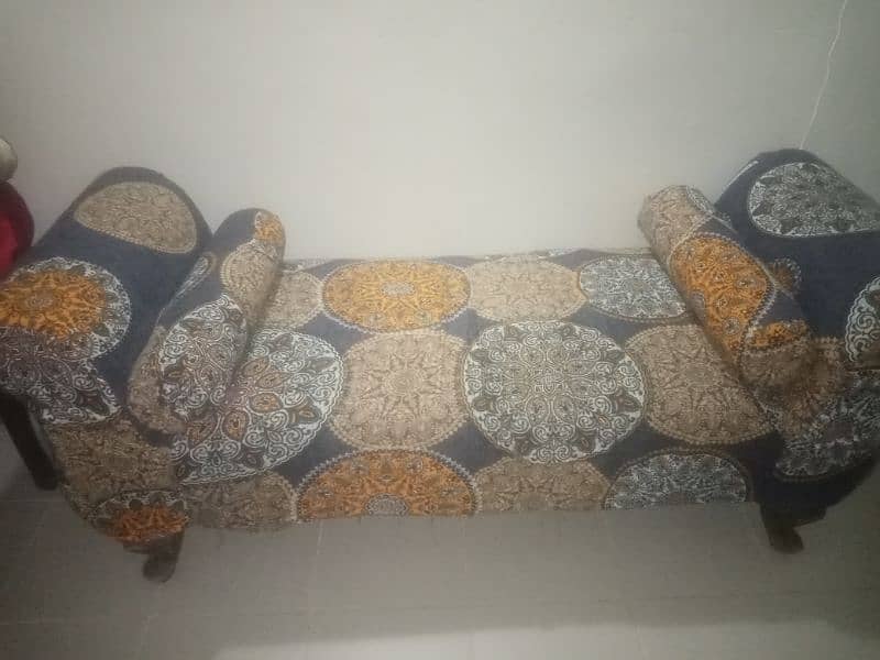 bed for sale on urgent basis 9