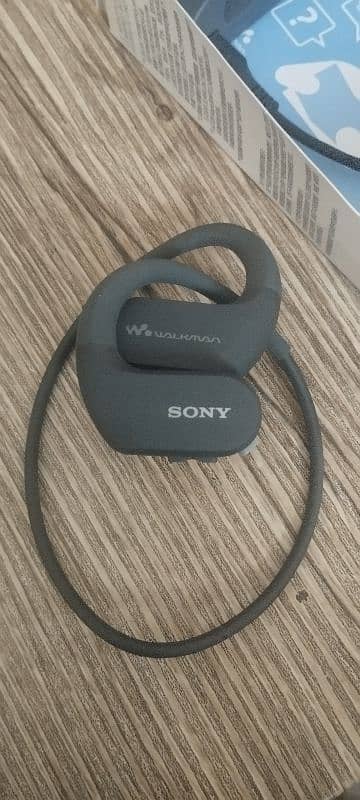 Sony Walkman MP3 player brand new 1