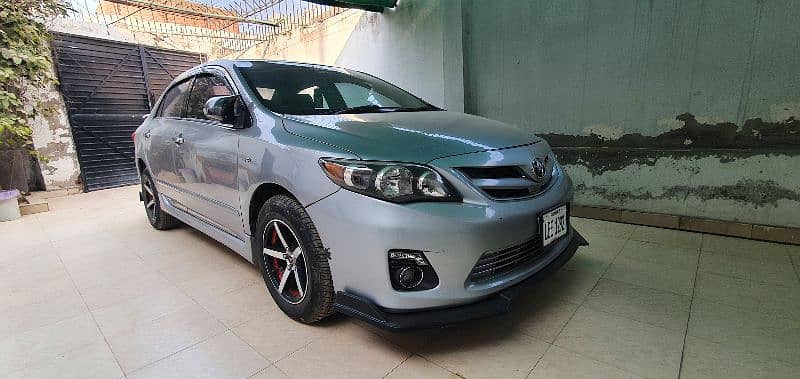 Toyota Corolla GLI 2014 3