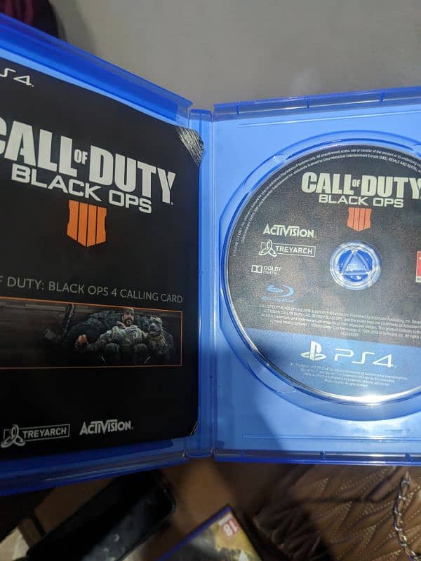 Doom PS4 Call of duty Black Ops 4 PS4 5