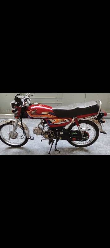 showroom condition bike number laga h bike sangla hill city ma avl ha 0