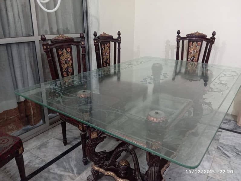 dining table for urgent use 3