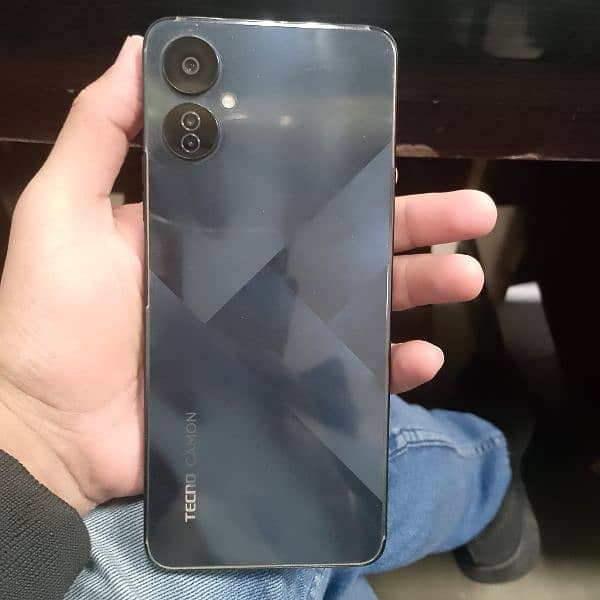 Tecno Camon 19 neo 7