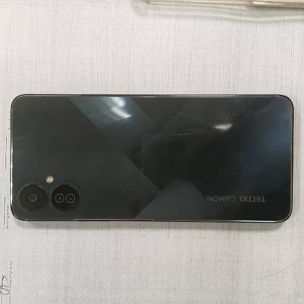 Tecno Camon 19 neo 8