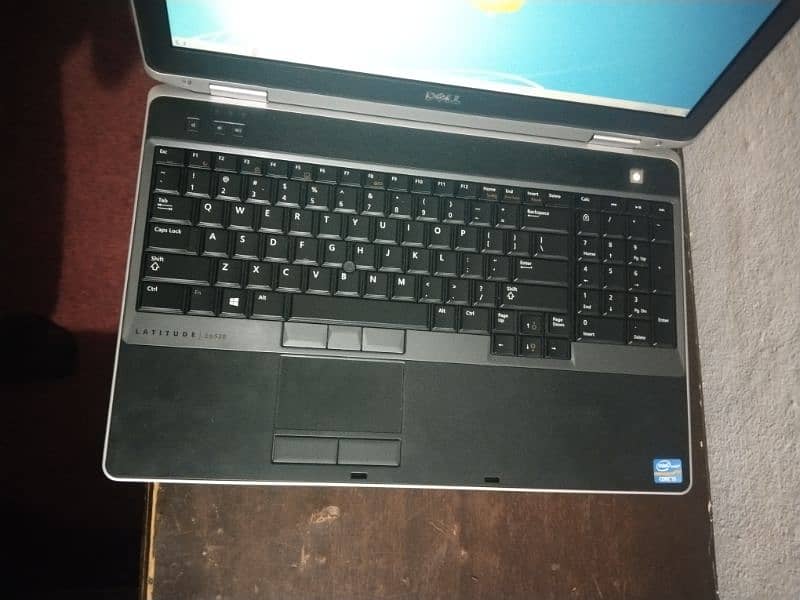 Dell core i5 3rd generation 4 gb 320 HDD 0