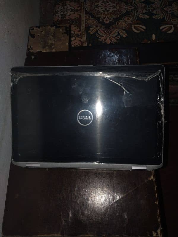 Dell core i5 3rd generation 4 gb 320 HDD 4