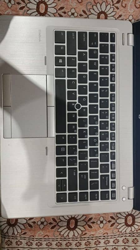 hp core i5 3rd gen. touch & type 1