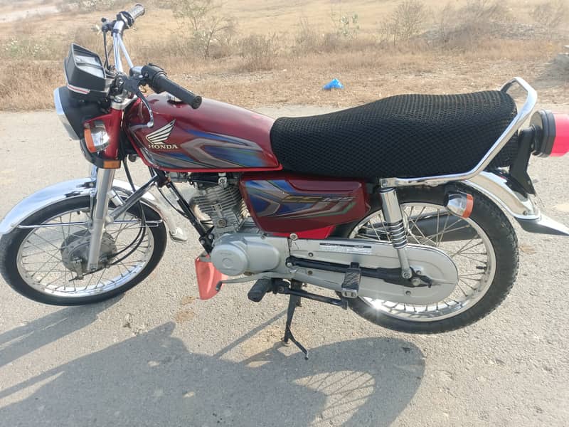 Honda 125 Genuine 2022 0