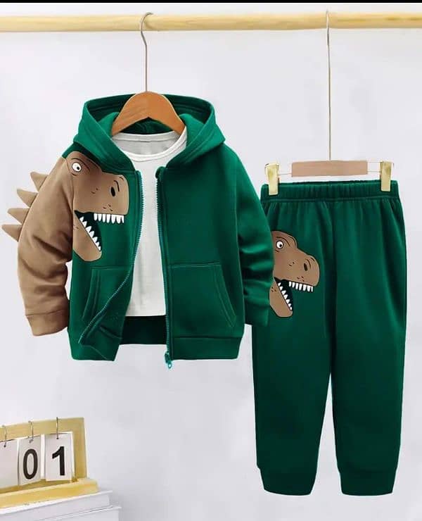 Stylish Boy's Fleece Track Suit With 2 Pcs Printed Design In Green 3