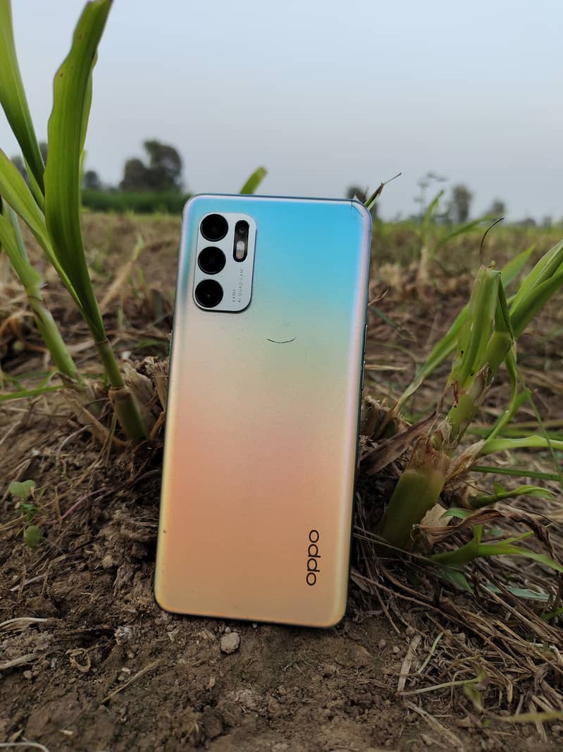 OPPO Reno 6 0