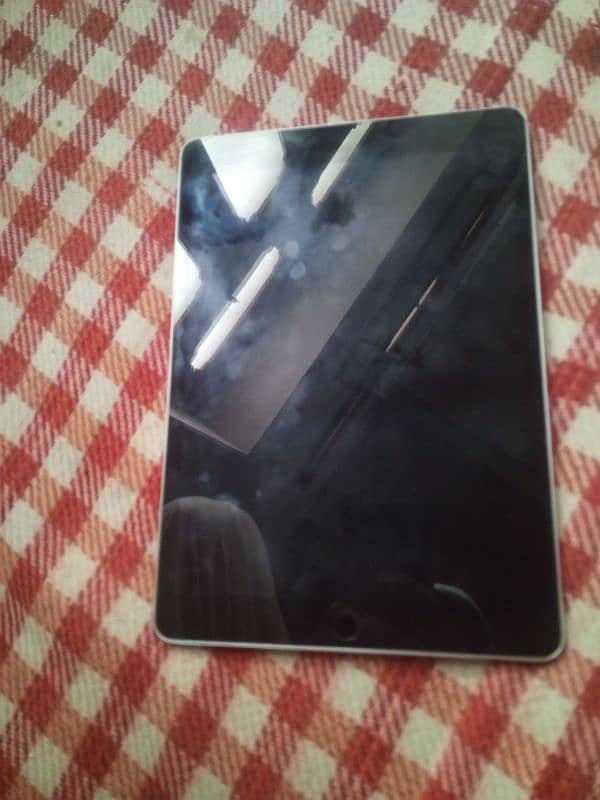 ipad 9 for sell full box 10.9. 9 1