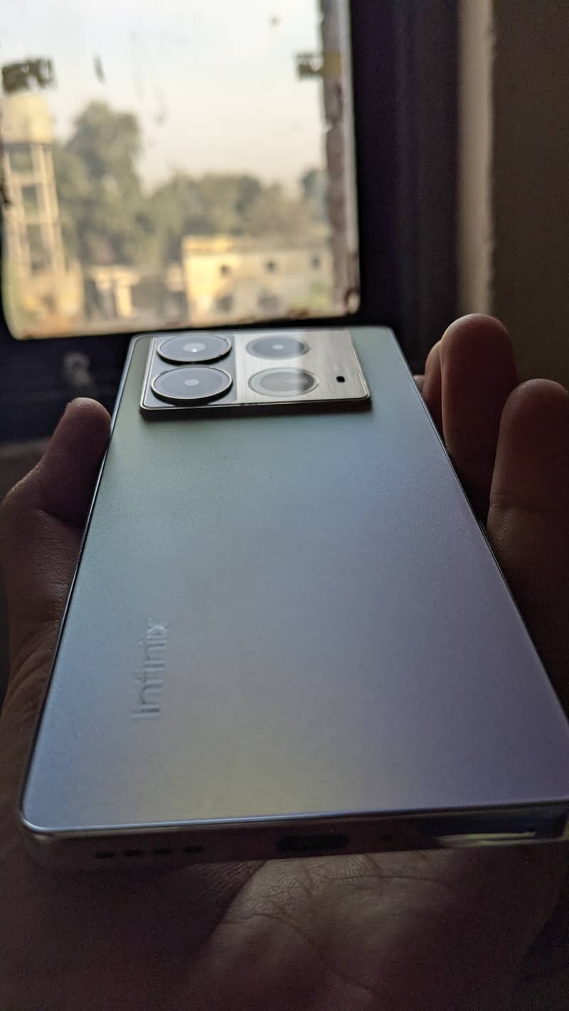 Infinix Note 40 10/10 condition 0