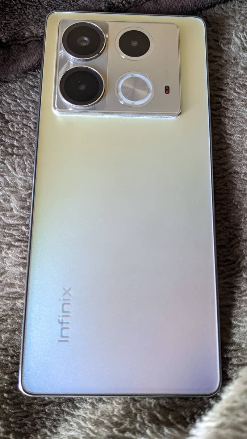 Infinix Note 40 10/10 condition 2