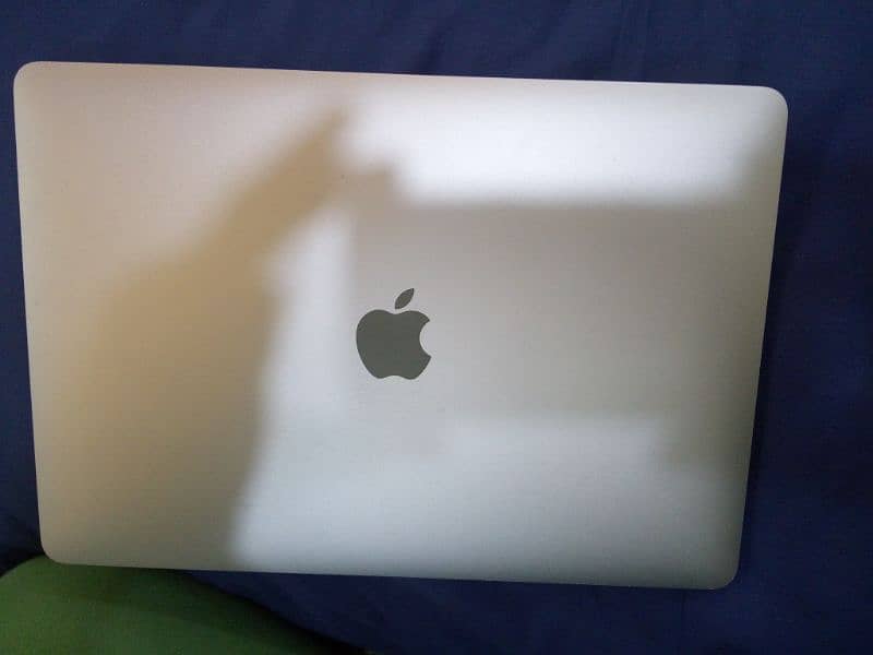 MacBook Air M1 8GB Memory 512GB Storage 1