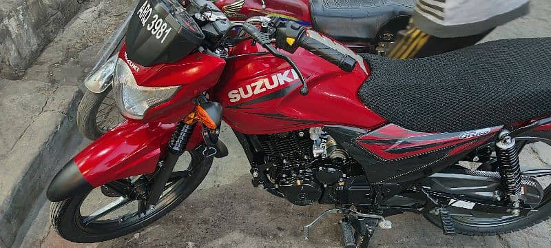 suzuki GR 150 model 2023 13