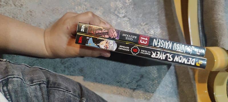 jjk volume 13 and demon slayer volume 9 14