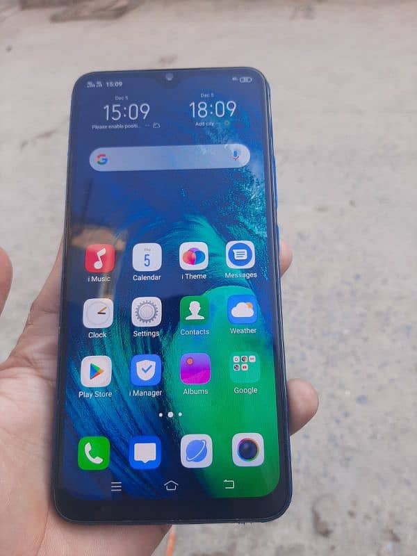 vivo S1 8gb Ram. 256gb Room Only Phone All oky Display finger 4