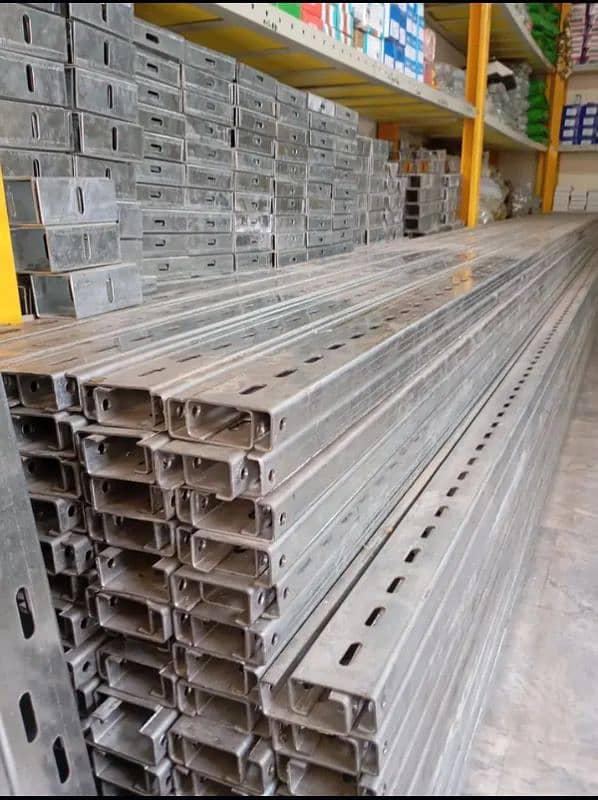 L2/L3/L4/L5 for Solar Panels 14 Gauge Galvanized Iron Structure 0