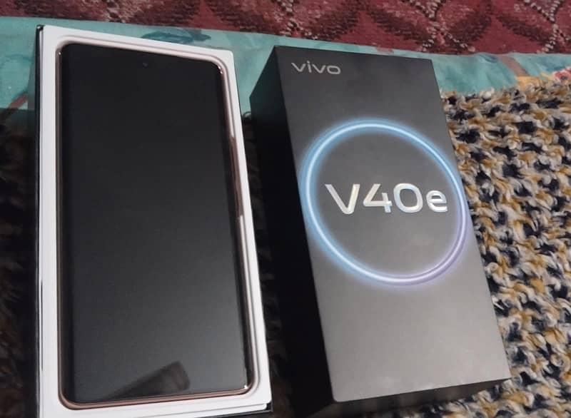 vivo v 40 e 3