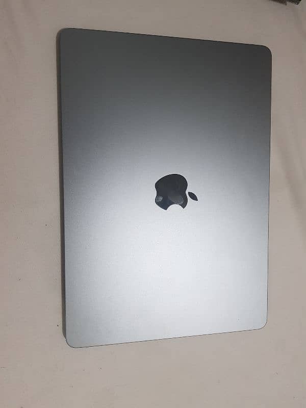 Macbook Air M2 2024 Under Warranty 0