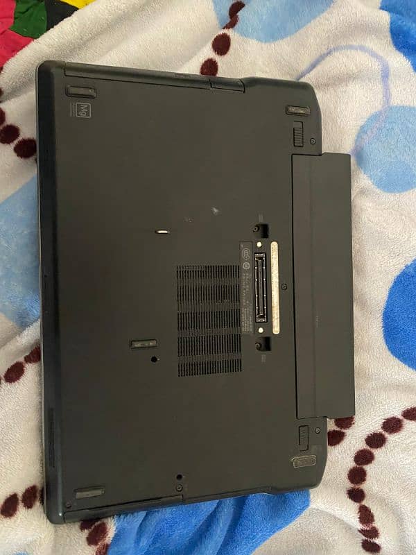 Dell Latitude E-6330 Core-i5 3rd Generation 5