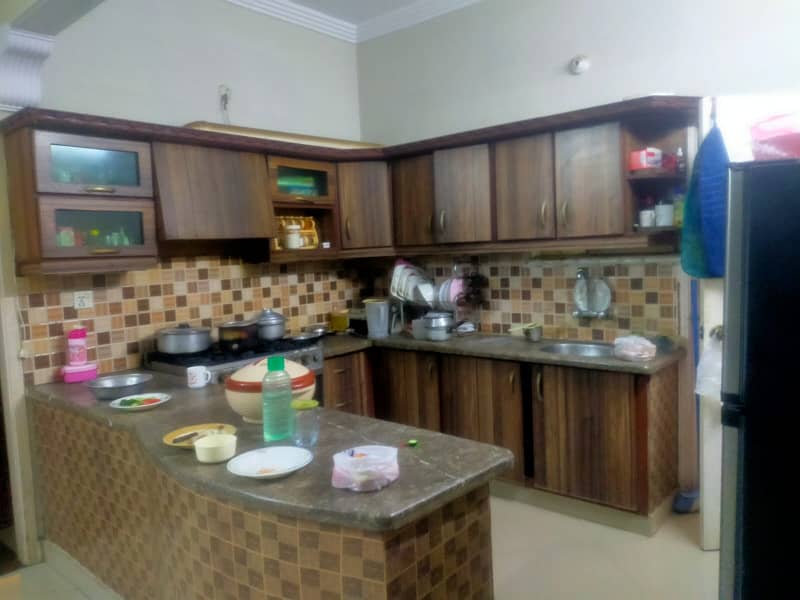 three bed dd portion for rent in johar 4