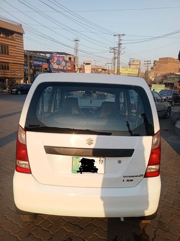 Suzuki Wagon R 2019 1