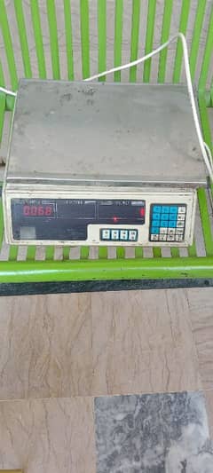 Digital weight machine