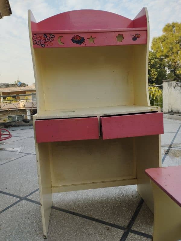 Study table and chair 1