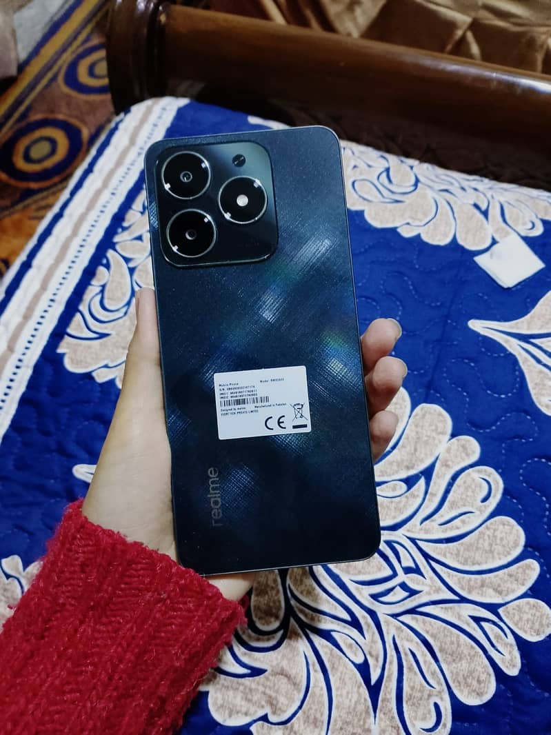 Realme c61 0