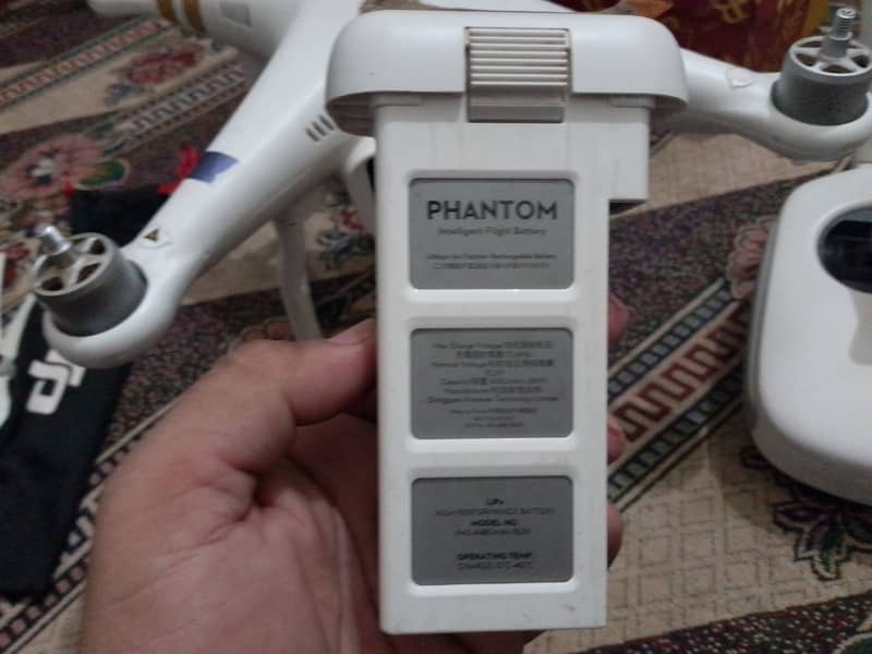 phanton3 4k Remote or Battry 0321-7988621 6