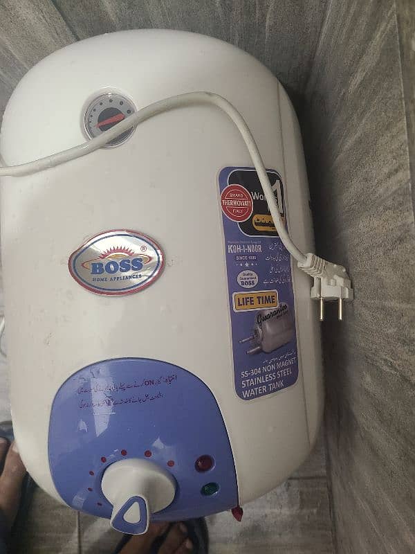 15 liter intant Geyzer URGENT SALE 2