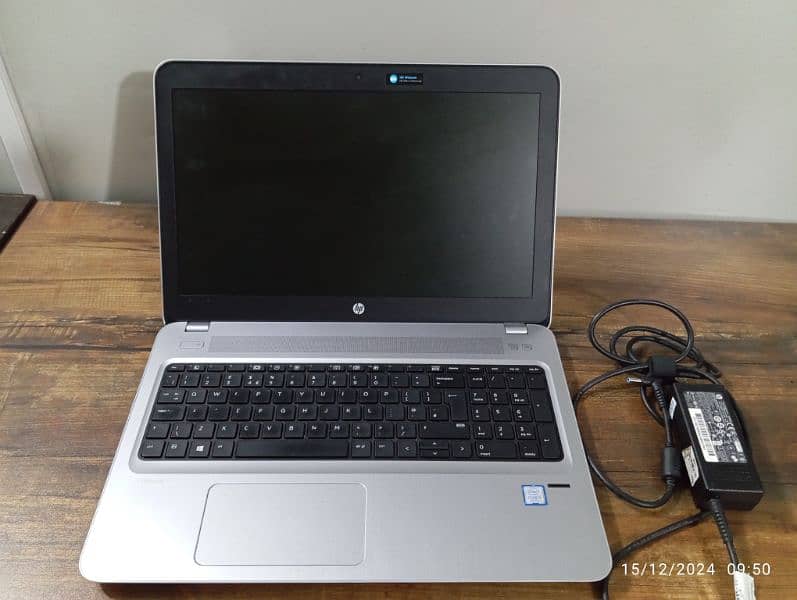 HP ProBook 450 G4 Laptop, 16GB, 250 GB SSD 7th Generation 4