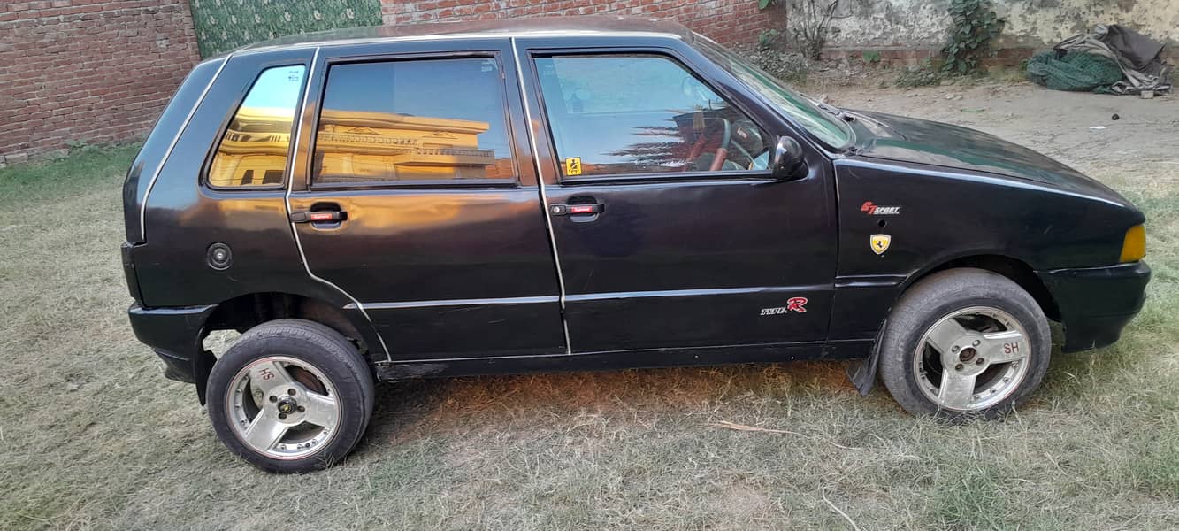 Fiat uno Automatic best than Mehran 3